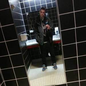 Meet your Posher, Cameron